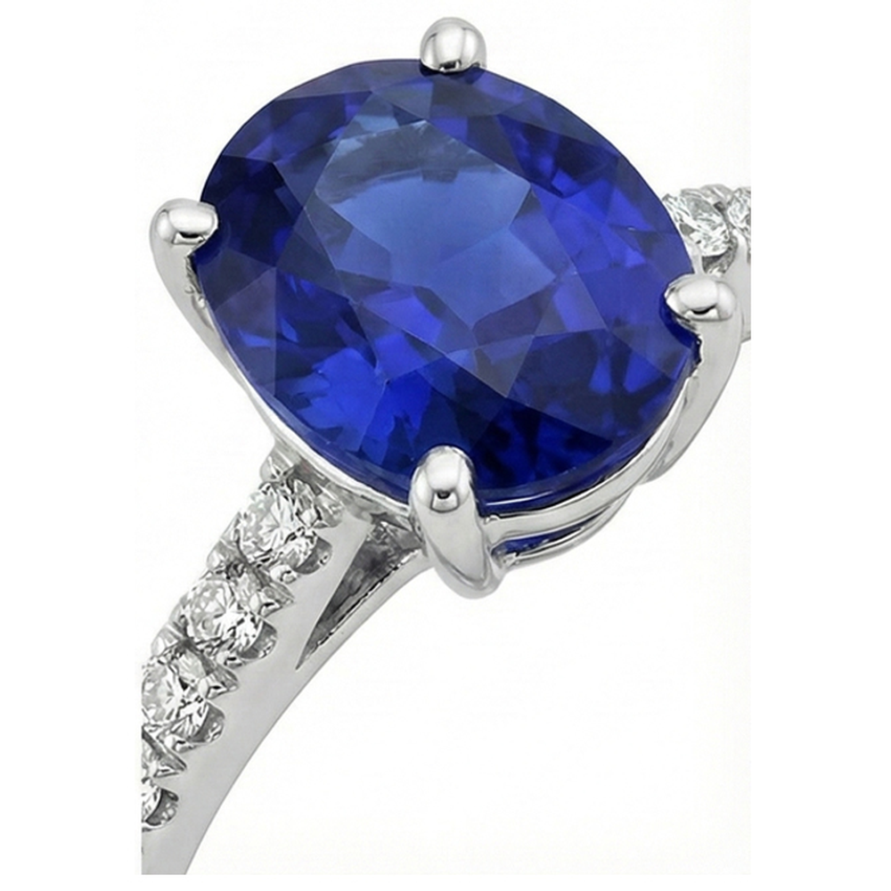 echter oval diamant 4.50Karat ring auf Weiß