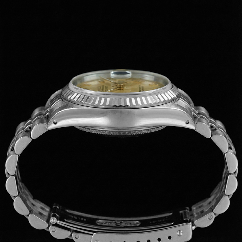 Damenuhr Rolex Datejust Zifferblatt Edelstahl Jubilee Armband geriffelte Lünette