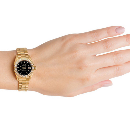 Datejust Rolex Präsidentschaftsuhr mit schwarzem Stick-Zifferblatt und goldener Diamantlünette