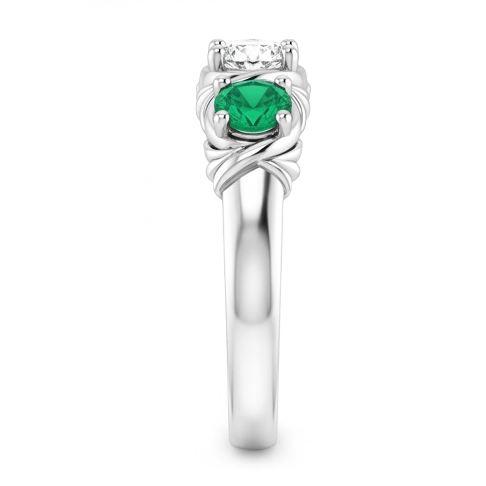 Drei-Stein-Aus der Erde Abgebauter Natürlicher Diamant-Ring Antik-Stil 0,60 Karat Smaragd