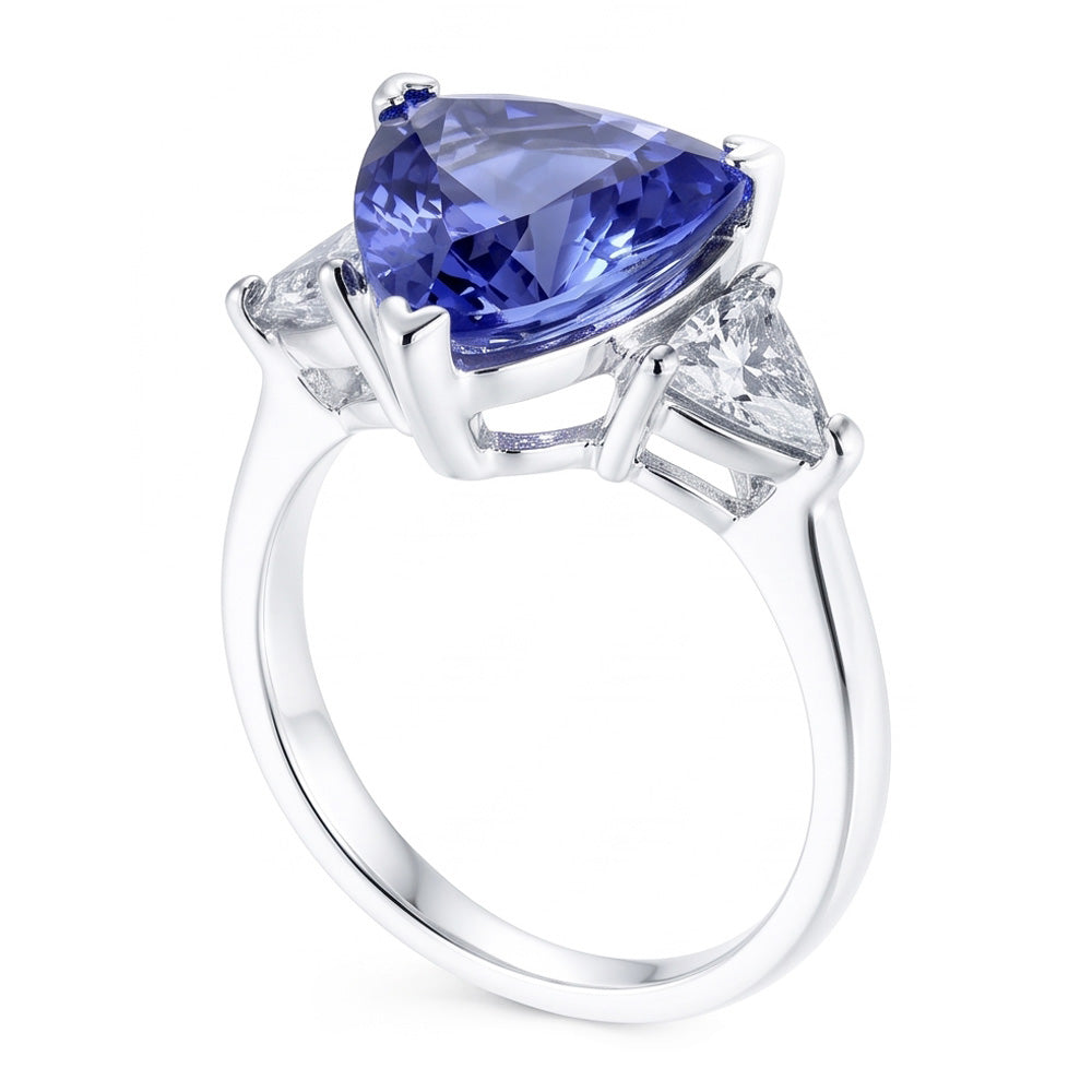 Drei-Steine-Ring Trilliant Cut Blauer Aus der Erde Abgebauter Natürlicher Diamant Edelstein 6.5 Karat WG 14K