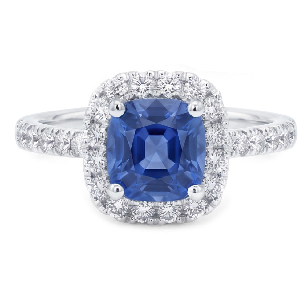 Echter Verlobungsring mit blauem Saphir