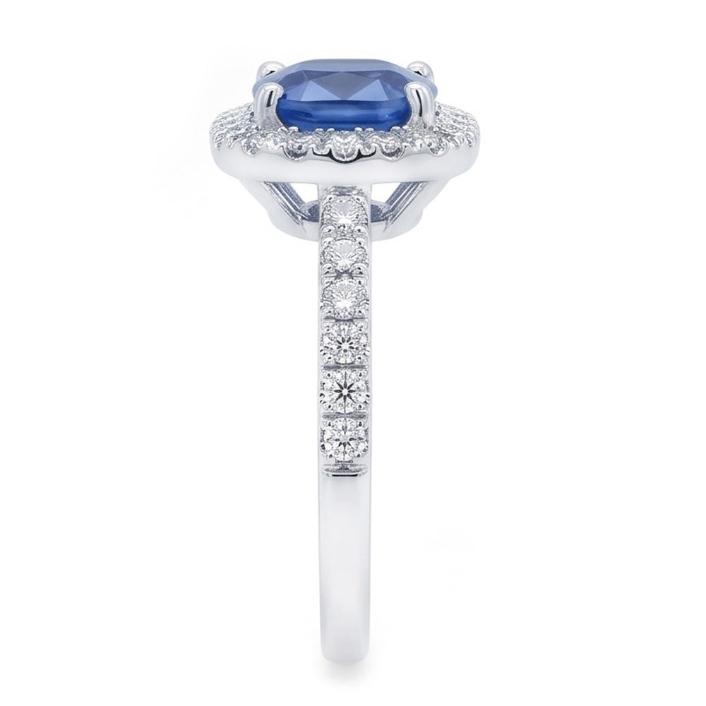 Echter Verlobungsring mit blauem Saphir