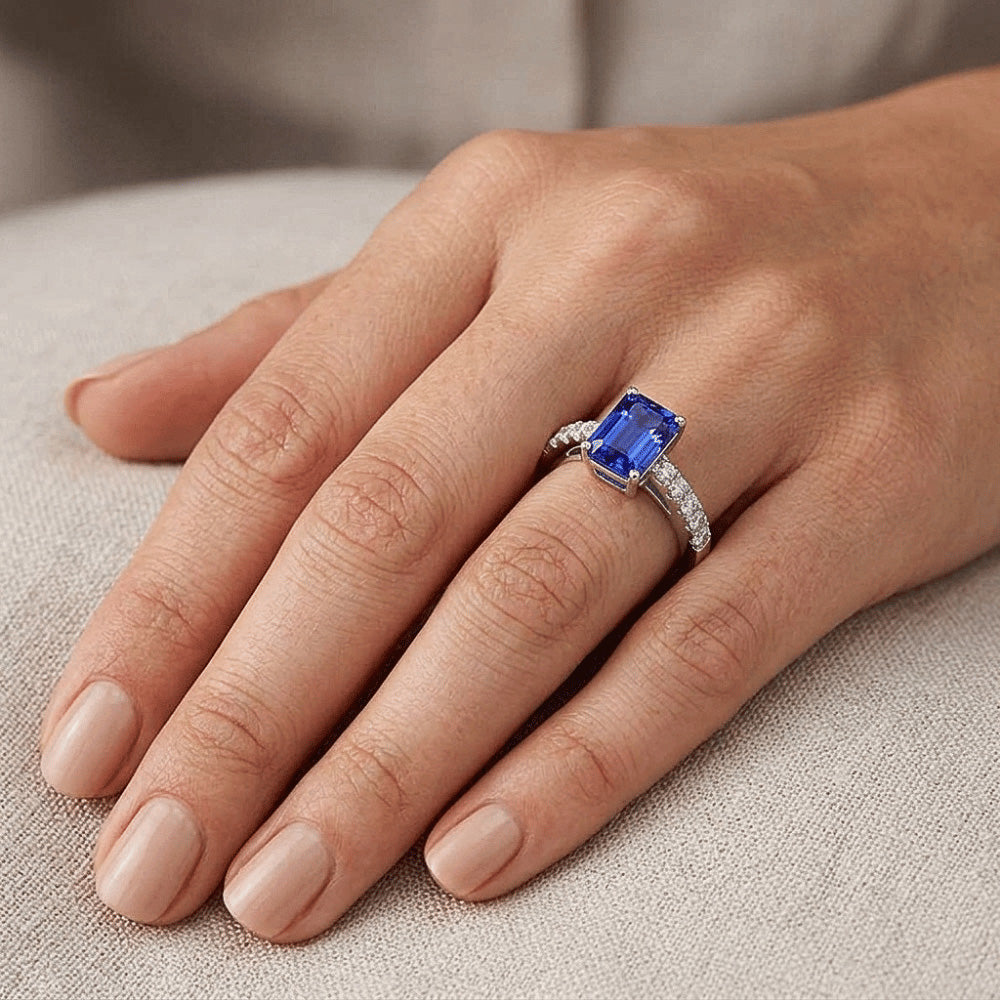 Edelstein Solitaire Smaragd Ceylon Saphir Ring mit Akzenten 3 Karat