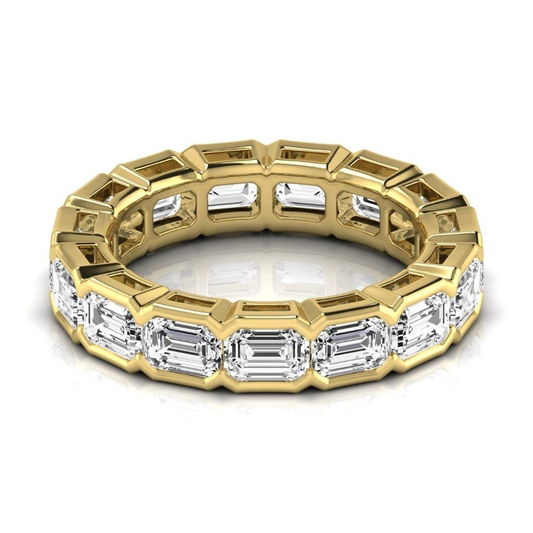 Diamant Treppen-Schliff Eternity Band in 14 Karat Gelbgold – Frontansicht
