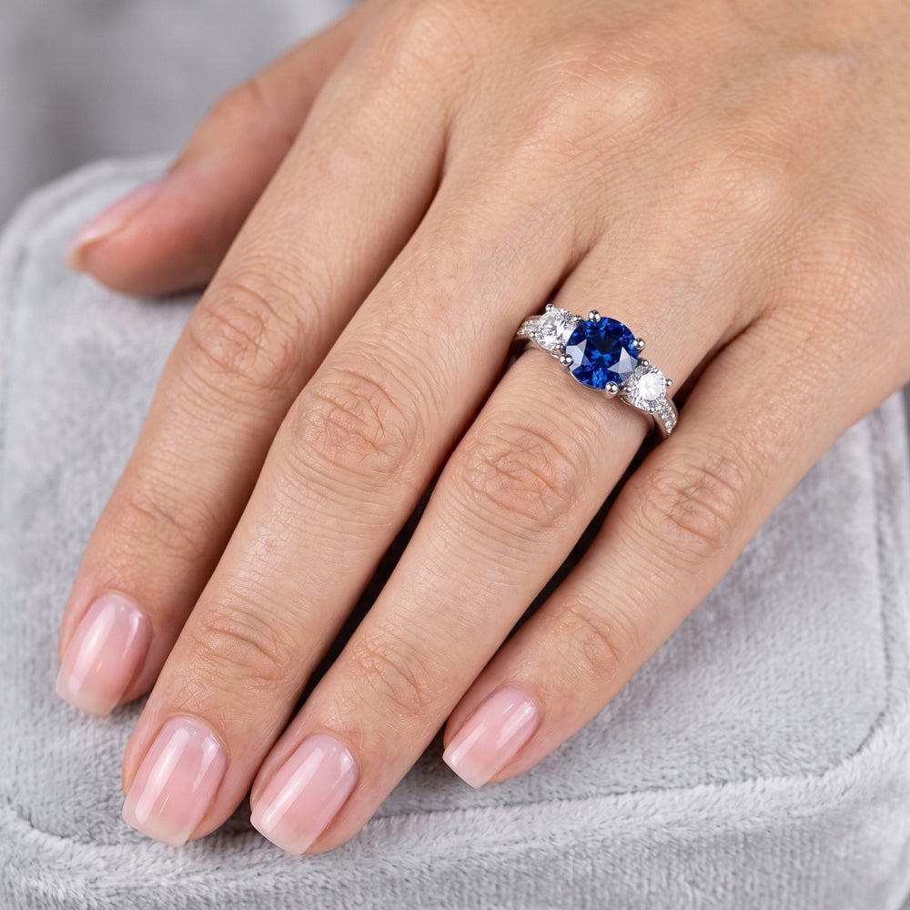 Funkelnder Aus der Erde Abgebauter Natürlicher Diamant Ehering Rund Ceylon Blauer Saphir 2,50 Karat