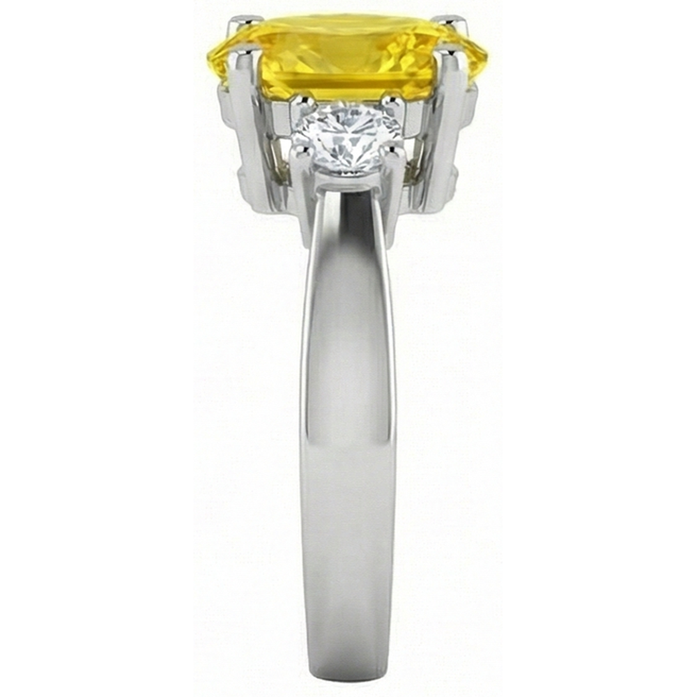 echter oval diamant 3.70Karat ring auf Weiß