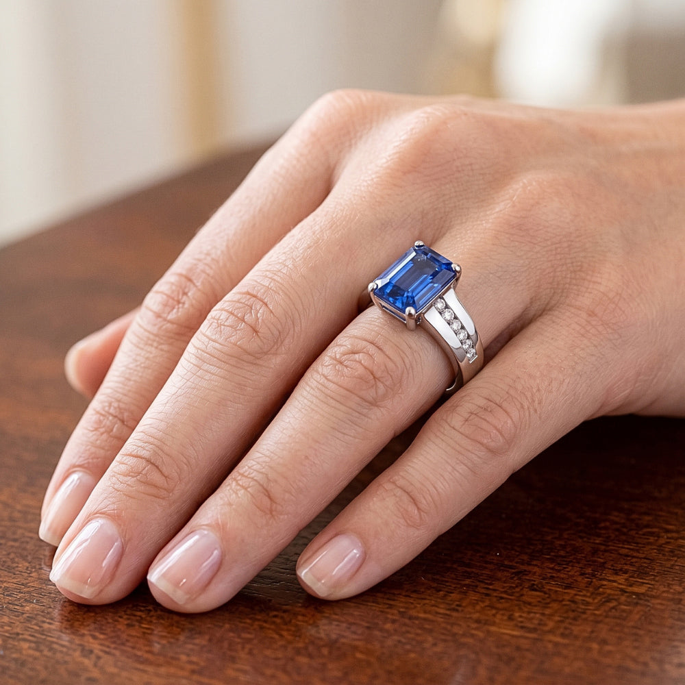 Gold Natürlicher Diamant ( nicht im Labor gezüchtet ) Schmuck Smaragdschliff Blauer Saphir Ring 3 Karat Krappen Set