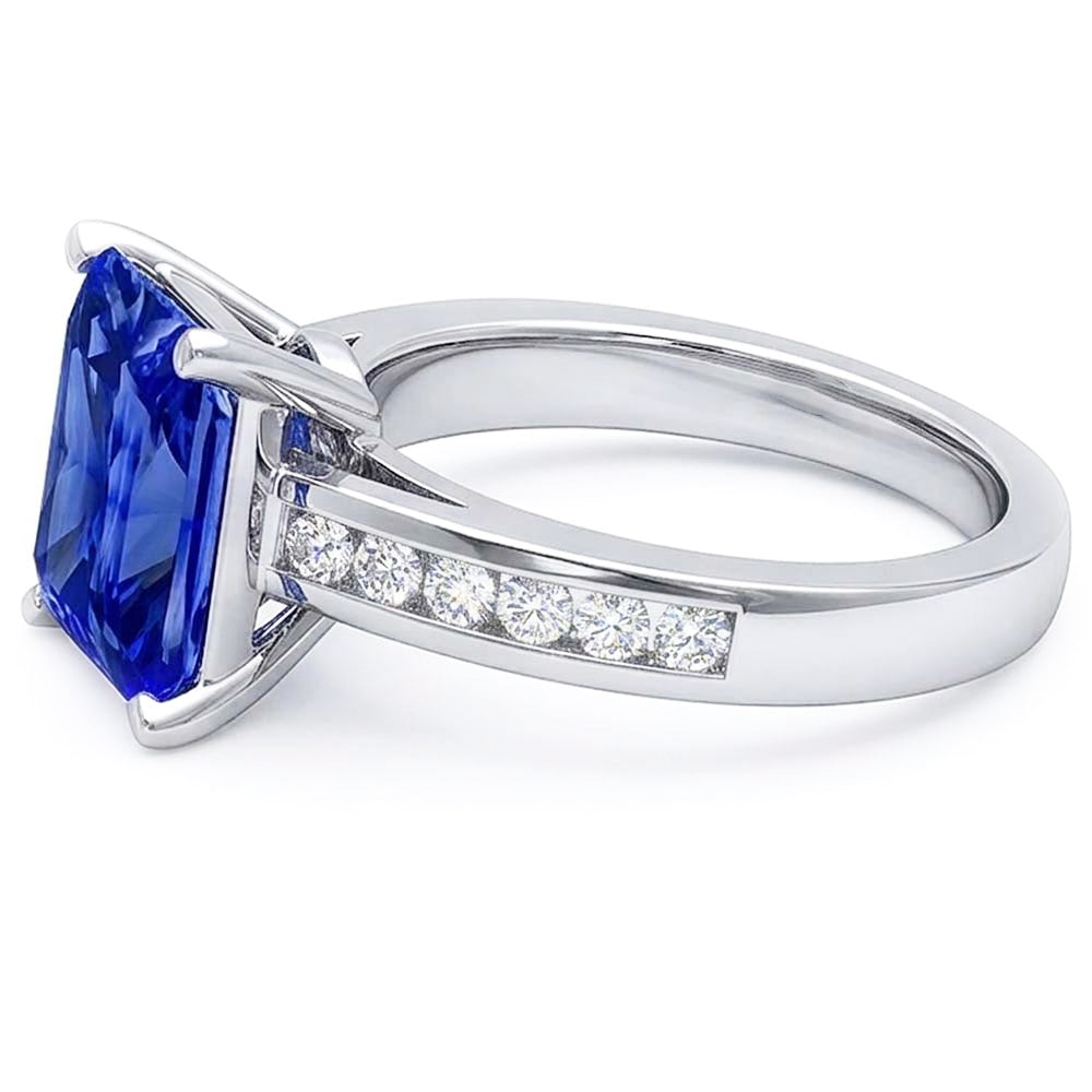 Goldener Jubiläumsring mit blauem Saphir, 4 Karat, Natürlicher Diamant ( nicht im Labor gezüchtet )en in Kanalfassung