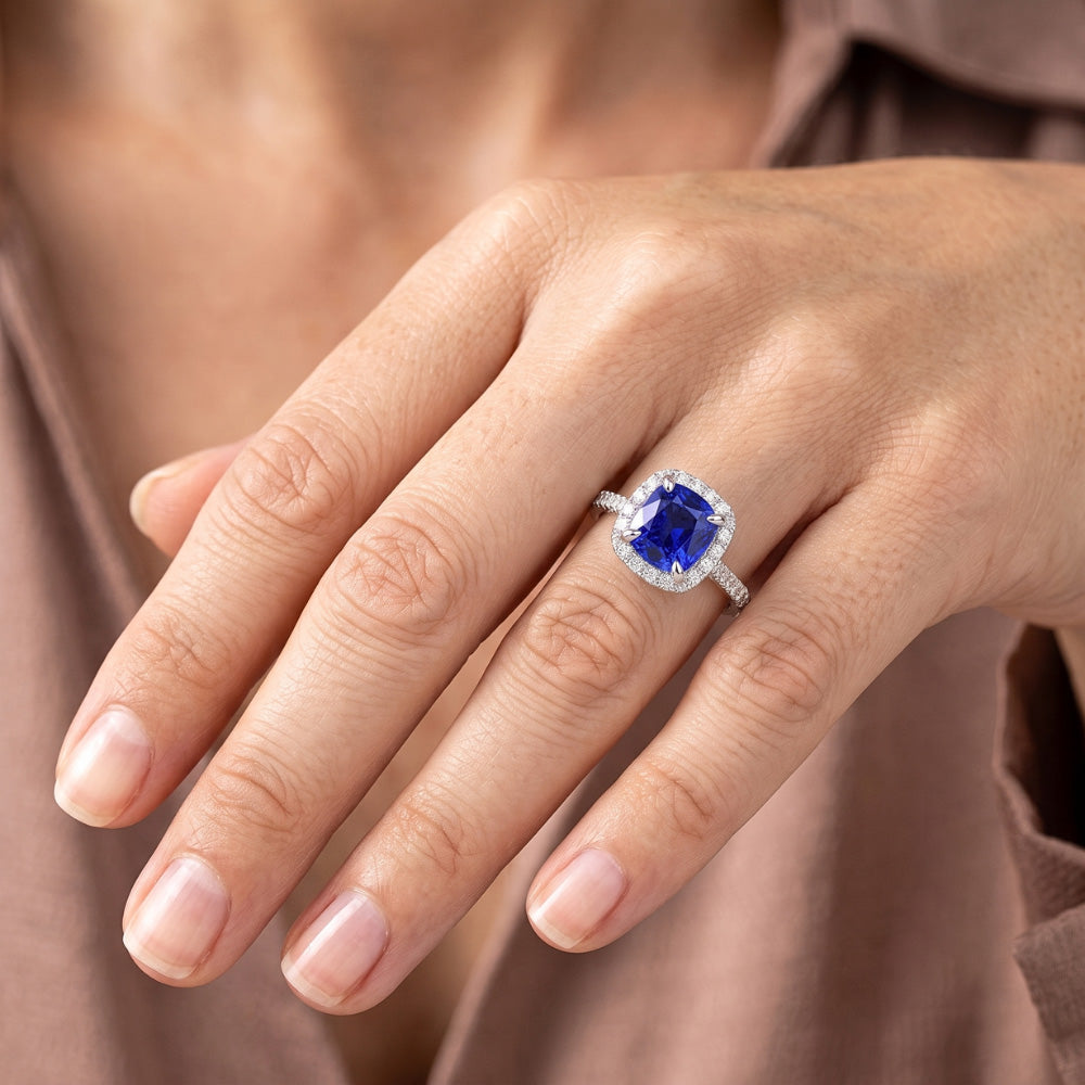 Halo Cushion Ceylon Saphirring mit Akzenten Natürlicher Diamant ( nicht im Labor gezüchtet ) 3,50 Karat