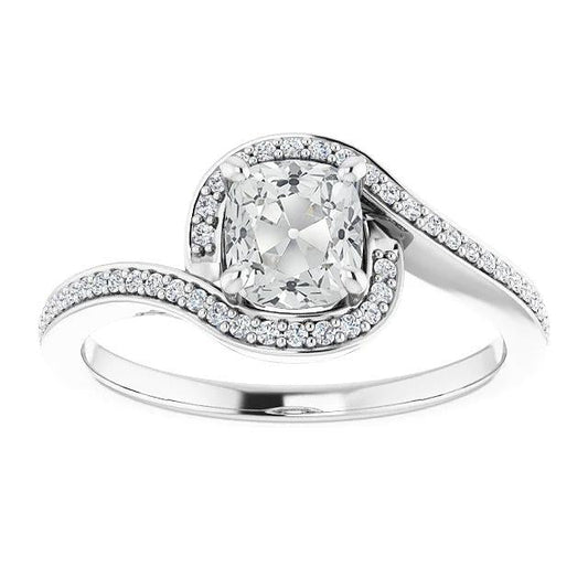 Halo Cushion Old Mine Cut Echt Diamantring Twisted Style 5 Karat