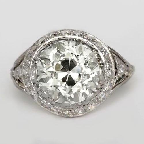 Jubiläums-Halo-Ring Runder Natürlich Diamanten im alten Minenschliff 4,25 Karat