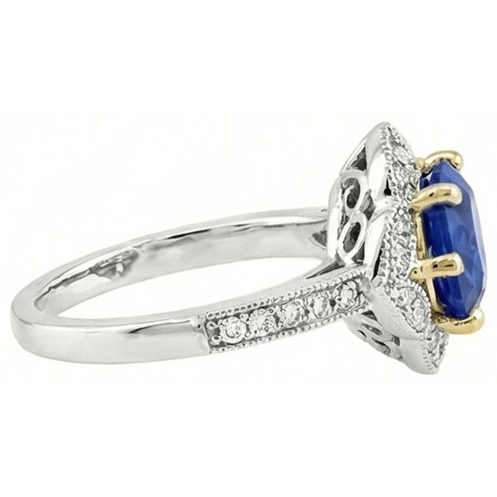 Kissen Sri Lanka Sapphire Aus der Erde Abgebauter Natürlicher Diamants Ring 5.66 ct. Zweifarbiges Gold