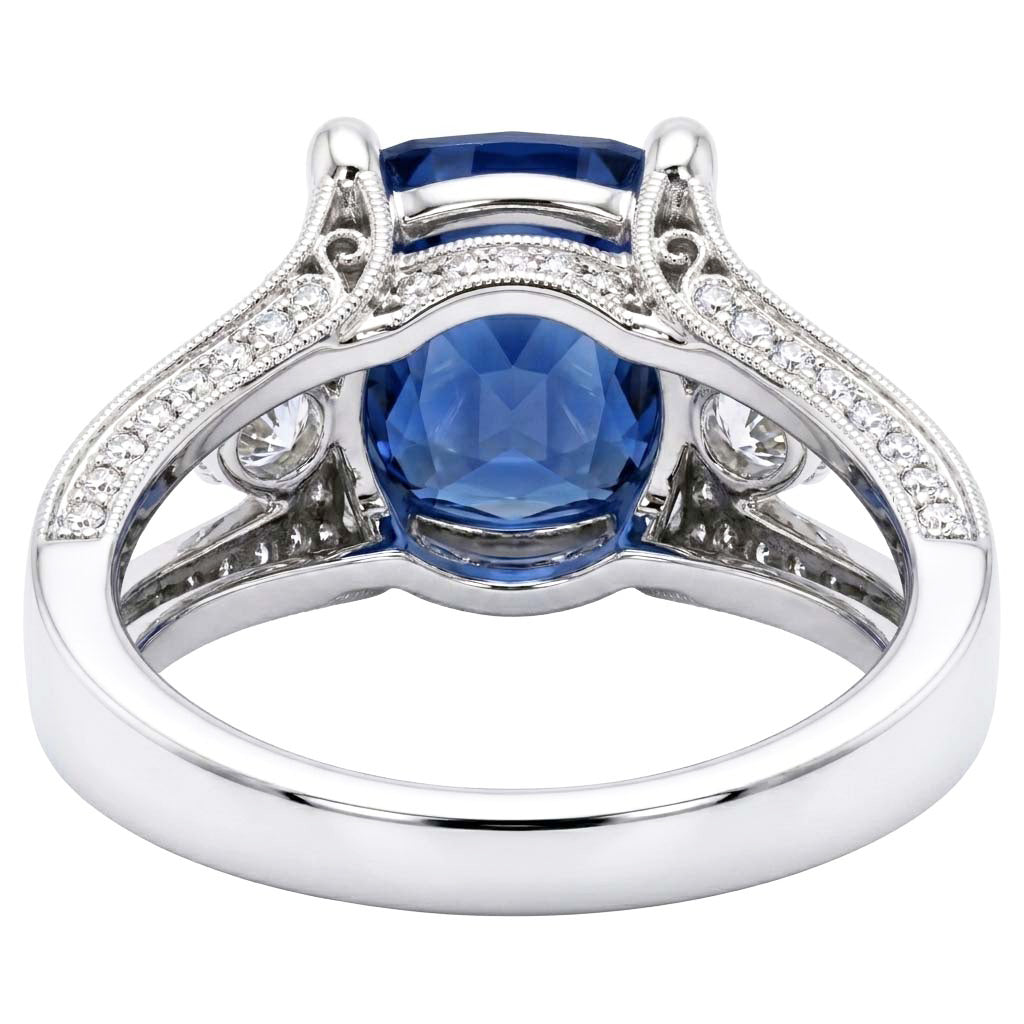 Kissen und runder Schliff 5.40 ct Ring mit Saphir und Aus der Erde Abgebauter Natürlicher Diamanten aus Sri Lanka