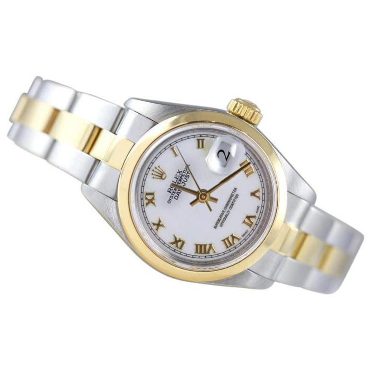 Lünette, weißes römisches Zifferblatt, Datejust Rolex-Uhr, Edelstahl und goldenes Armband