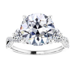 Erdgewonnener Old Mine Cut Edler Diamant Solitär mit