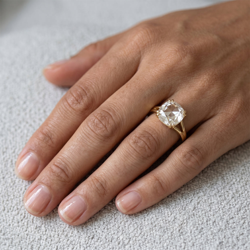 Luxuriöser Solitär-Ring mit Rosen-Schliff Diamant – 3,75 Karat