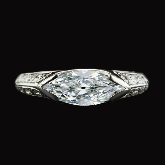 Marquise Old Cut Echt Diamant-Verlobungsring mit V-Krapfen. 5.75 Karat