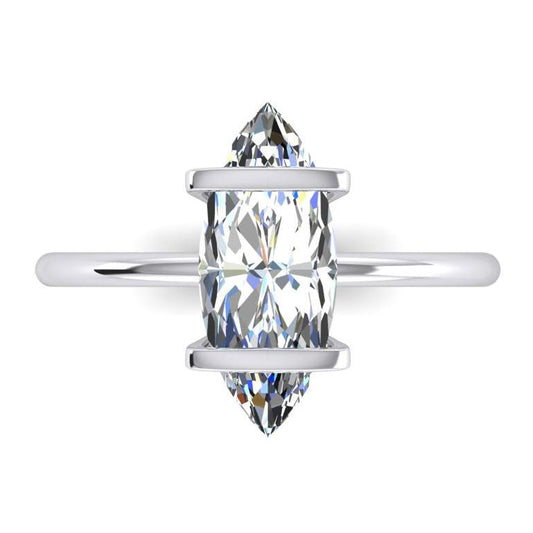 Marquise-Ring mit zwei Krappen in einzigartigem Stil