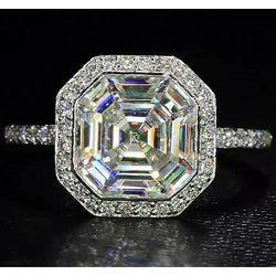 Natürlicher, eleganter 5-Karat-Halo-Asscher-Aus der Erde Abgebauter Natürlicher Diamantring