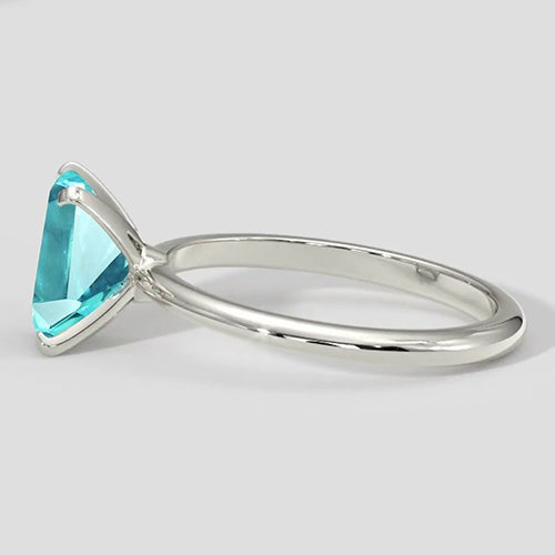 Natürlicher Paraiba-Ring im Smaragdschliff in Weißgold