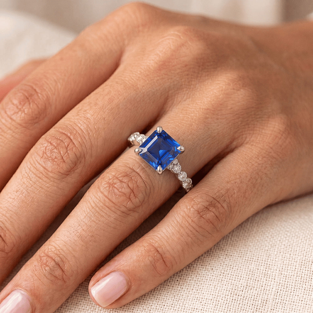 Neu Gold Princess Cut Natürlicher Blauer Saphir Mit Akzenten Ring 4 Karat