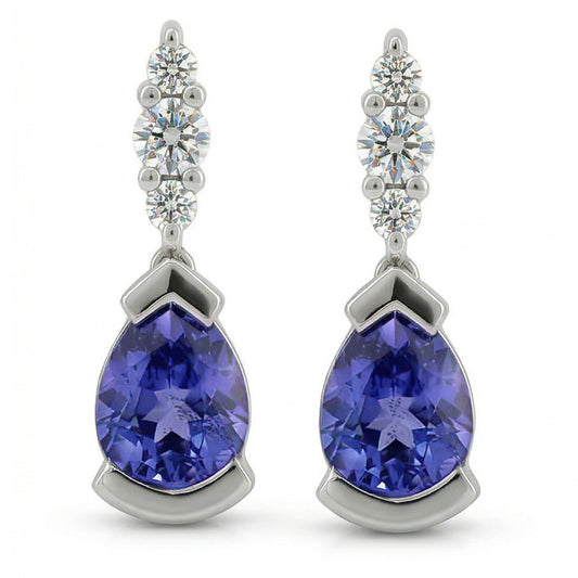 Ohrringe mit 4,60 ct Birne und Ceylon-Saphir im Rundschliff mit Aus der Erde Abgebauter Natürlicher Diamanten