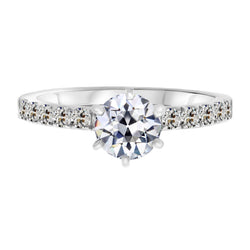 Stilvoller Solitär-Ring mit Akzenten mit Old Mine Cut Brillant
