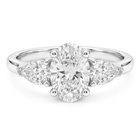 Oval Diamant Dreisteinring in 14 Karat Weißgold – 4,50 Karat
