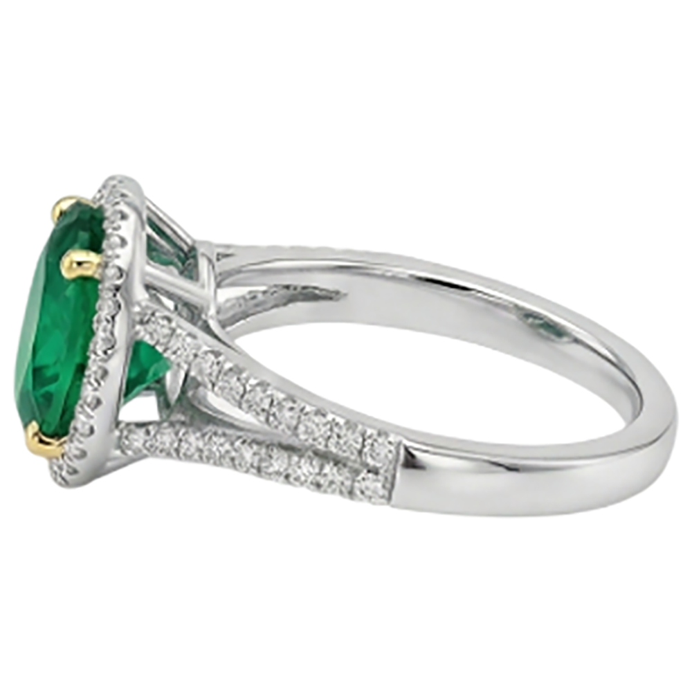Oval Edler Smaragd Ring in Bicolor 14K Gold – Profilansicht