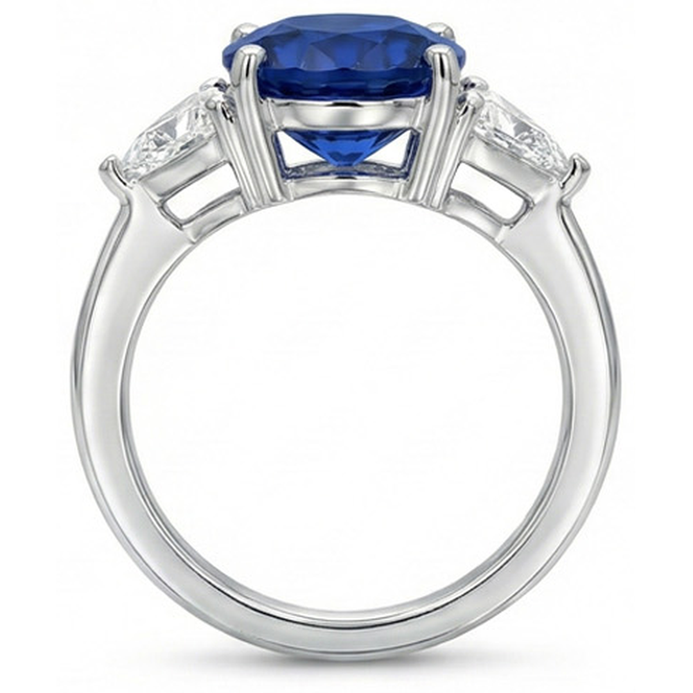 Ovaler Ring mit 3.50 ct. und Trillion Ceylon-Saphir-Aus der Erde Abgebauter Natürlicher Diamanten in Weißgold