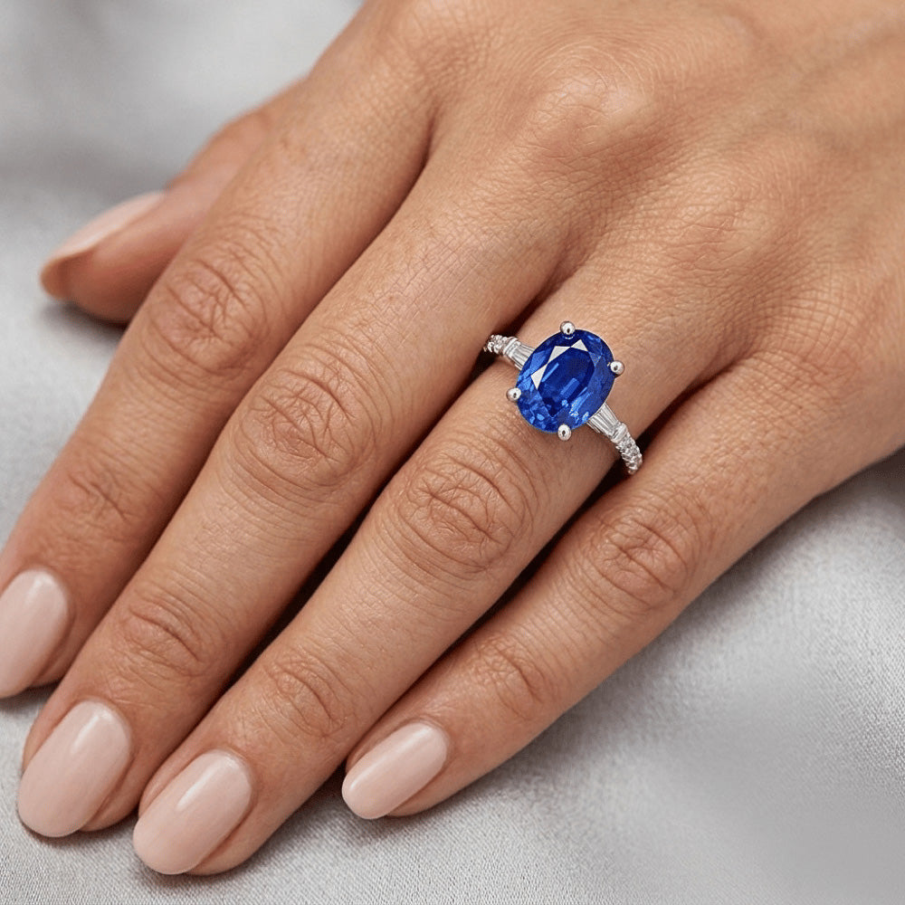 Ovaler Saphir-Natürlicher Diamant ( nicht im Labor gezüchtet )ring