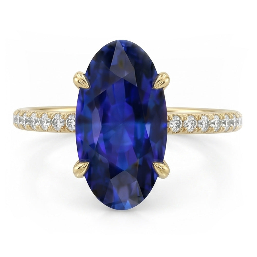Ovaler blauer Saphirring aus Gelbgold mit Akzenten 4 Karat