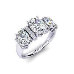 Ovaler und runder Natürlich Diamant-Ehering mit 4,14 Karat 3 Steinen