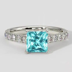 Paraiba-Ring mit Pavé-Diamanten im Kissenschliff
