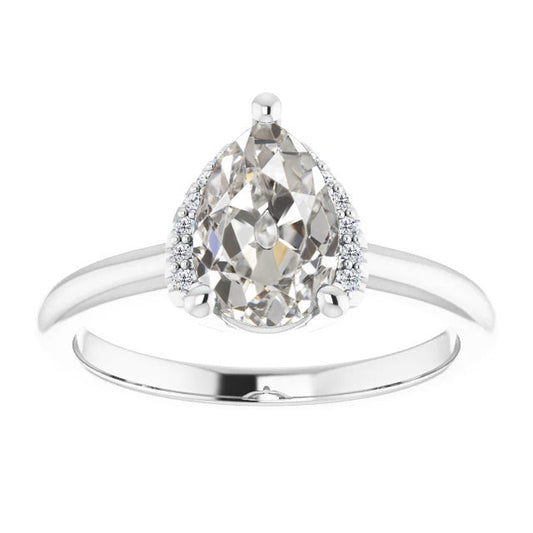 Brillant Old Mine Cut Solitär-Ring mit Akzenten in 14 Karat Weißgold – Hauptansicht