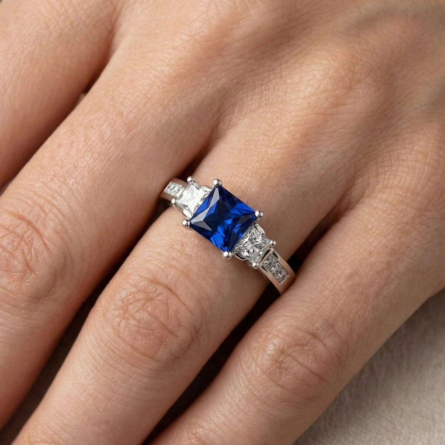Princess Cut 2,85 ct Saphir und Aus der Erde Abgebauter Natürlicher Diamanten Ehering Weißgold 14K