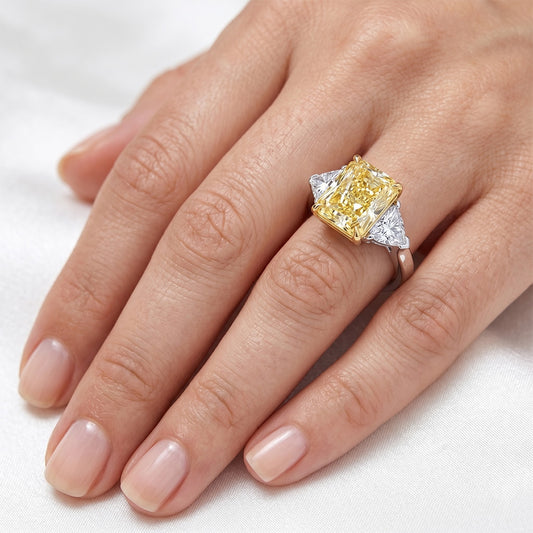 Radiant-Schliff Schmuck-Ring – Fancy Gelber Diamant 5 Karat 14