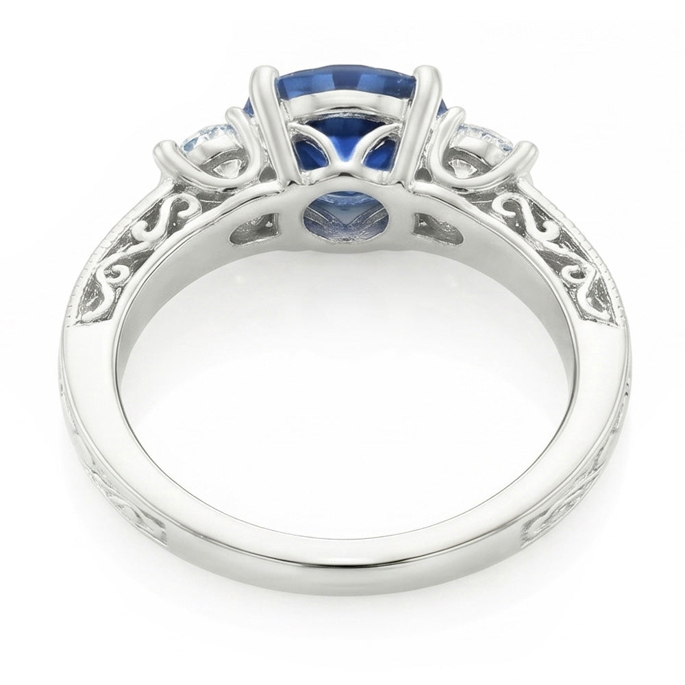 Ring mit 3 Steinen. 2.60 ct. srilankischer Saphir und Aus der Erde Abgebauter Natürlicher Diamanten. WG 14K