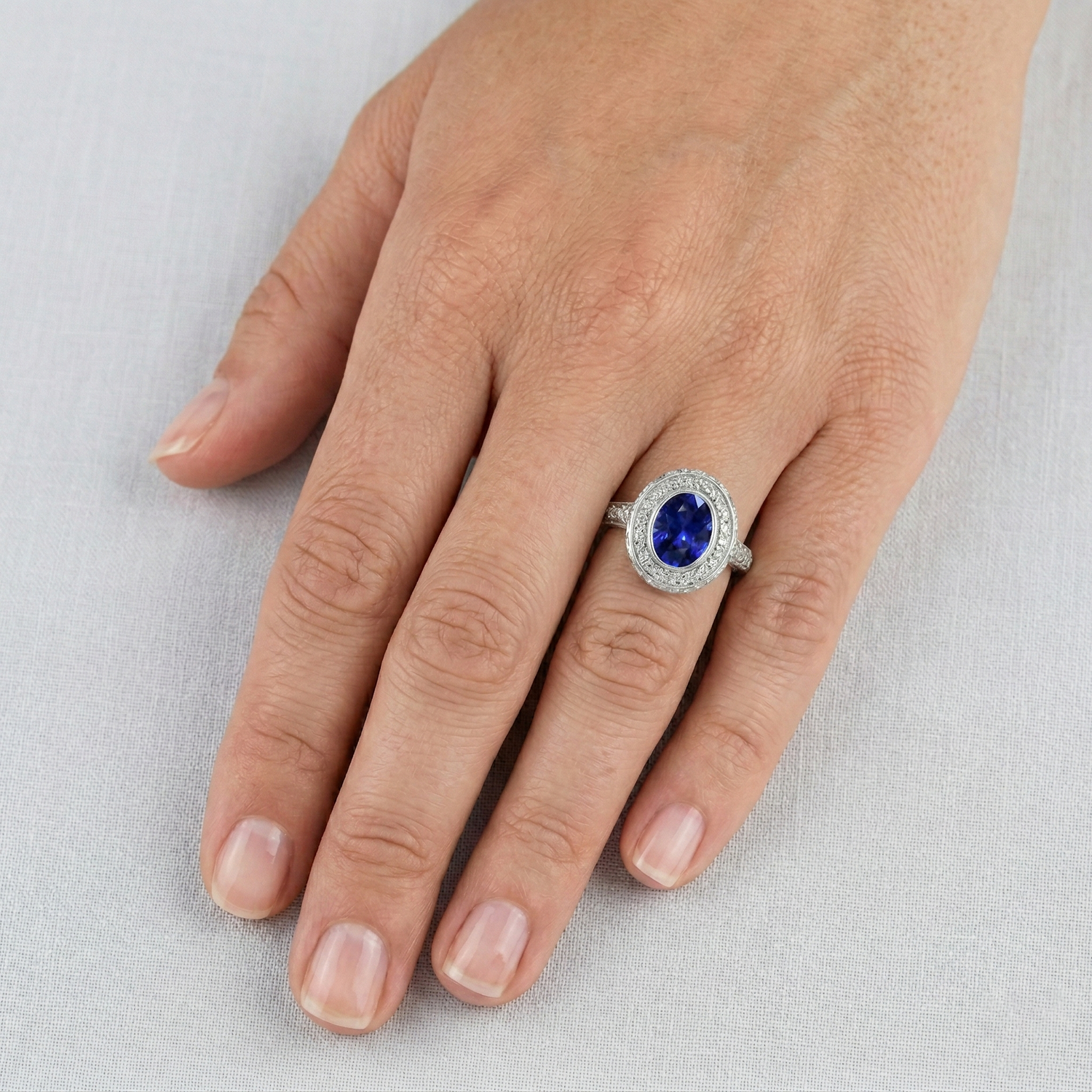 echter oval diamant 1.50Karat ring mit Diamantbesatz