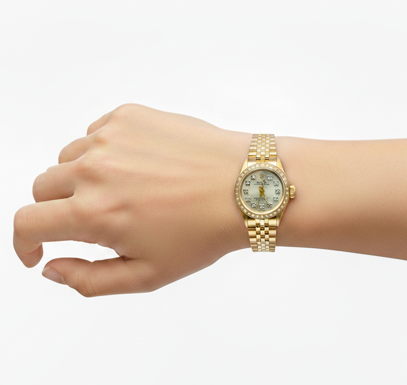 Rolex Oyster Uhr mit Perlmutt-Zifferblatt und Diamanten, Gelbgold-Jubilee-Armband