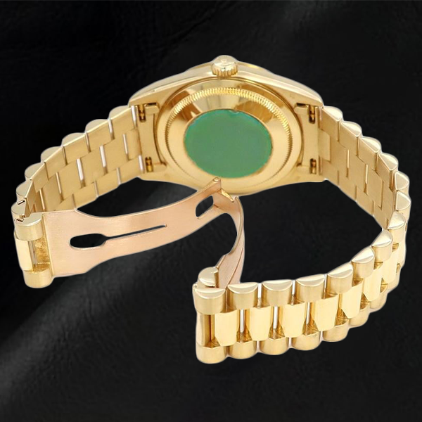 Brillant Rolex in Yellow Gold – Schrägansicht