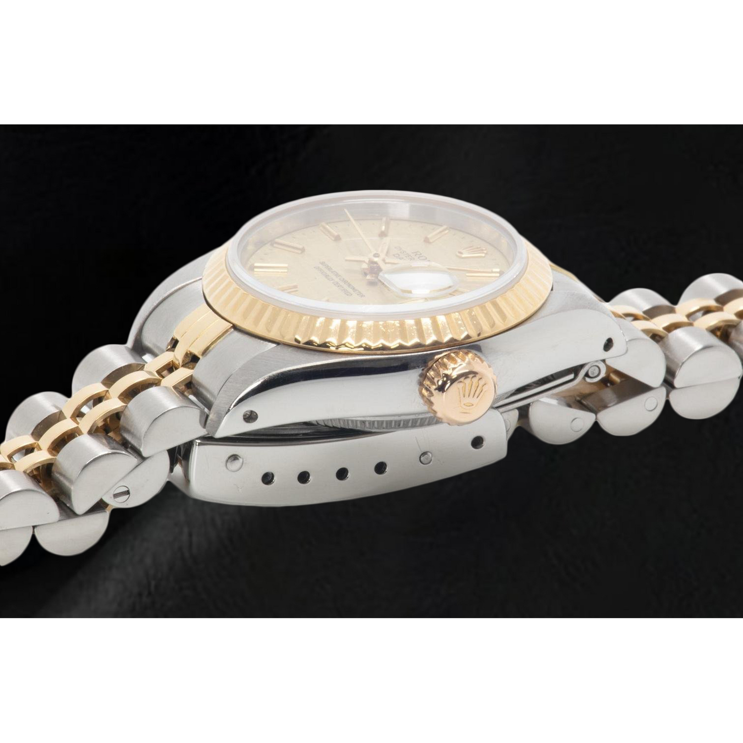 Edler Schmuckstein Rolex Karat – Seitenansicht