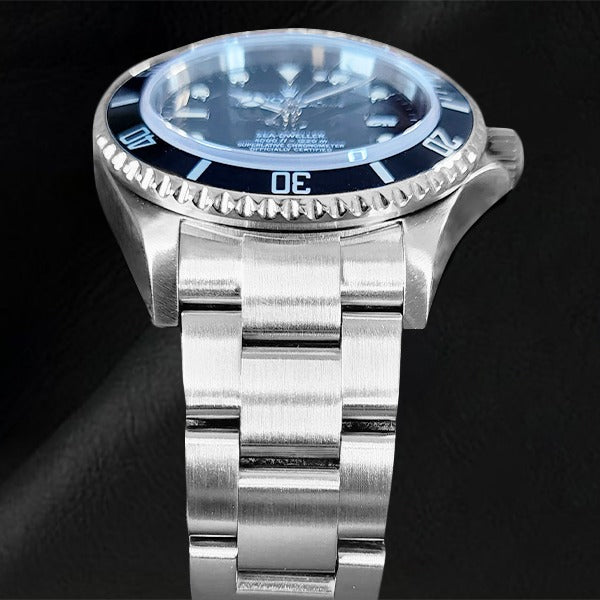 Schmuckstein Ring in Stainless Steel – Seitenansicht