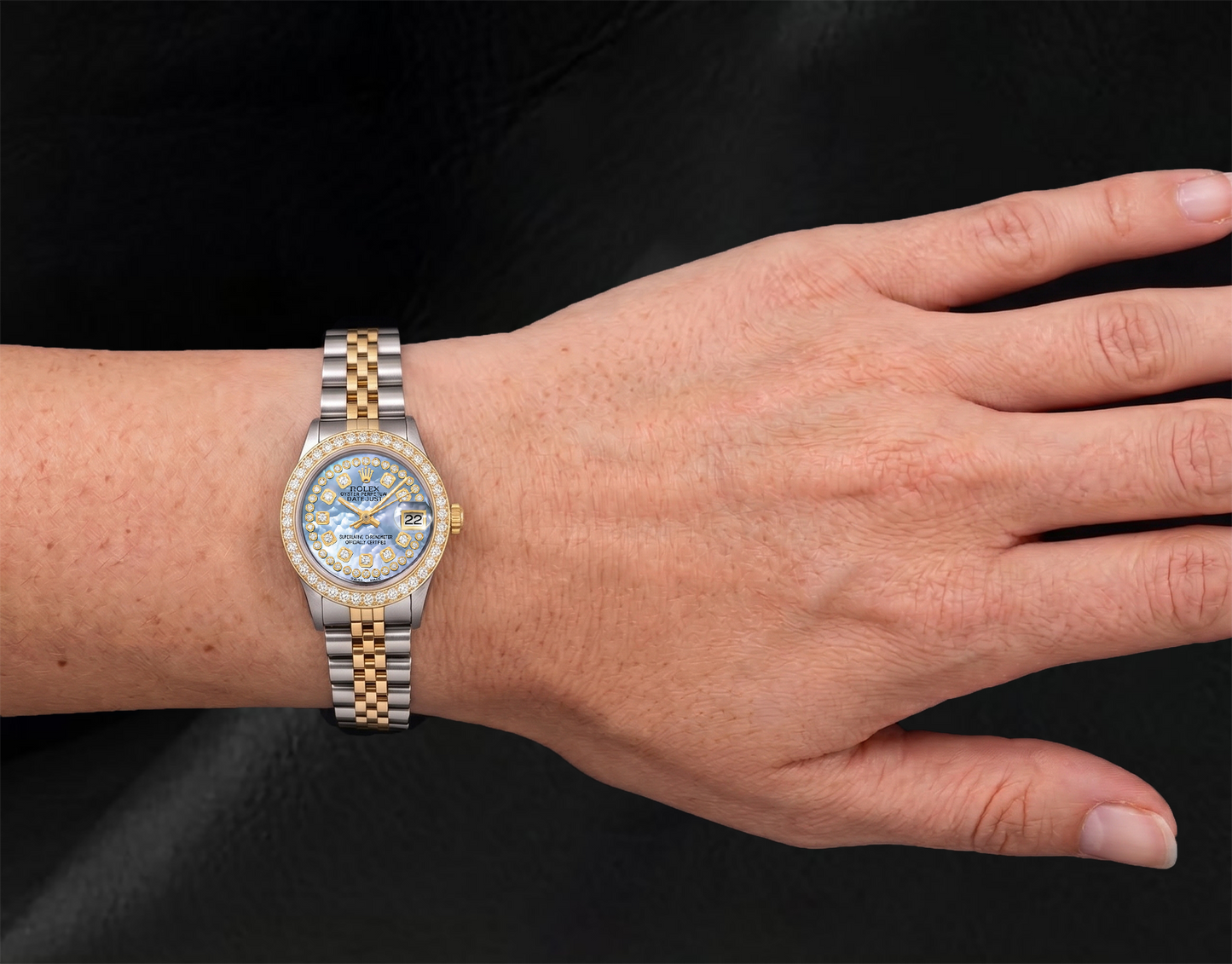 Rolex 6917 26 mm Datejust Bicolor-Uhr mit blauem Perlmutt-Diamantzifferblatt und Diamantkranz