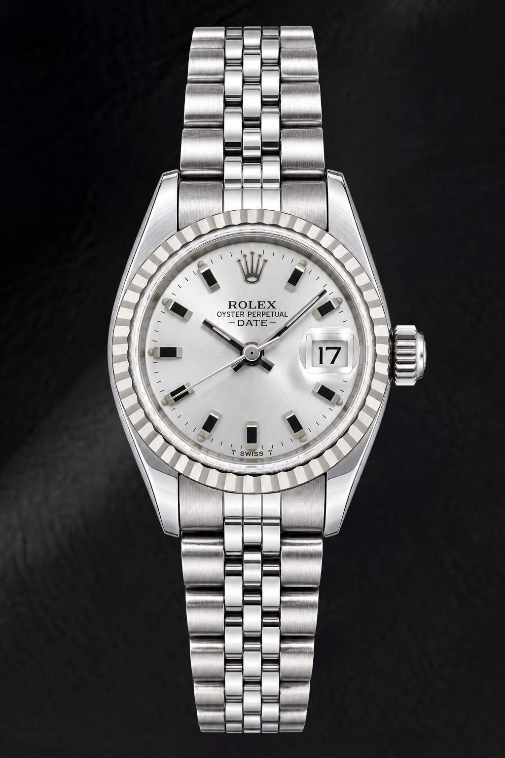 Rolex Date 6924 26 mm Edelstahluhr mit silbernem Zifferblatt mit leuchtenden Stabindizes
