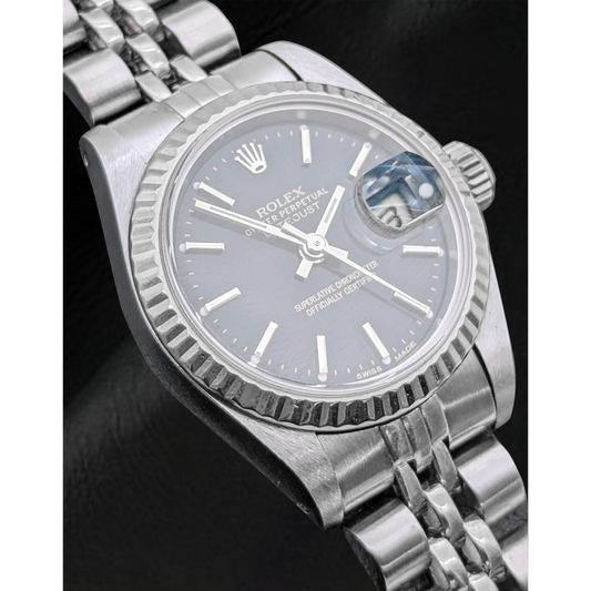 Rolex Datejust 26 mm Damenuhr aus Edelstahl mit schwarzem Zifferblatt
