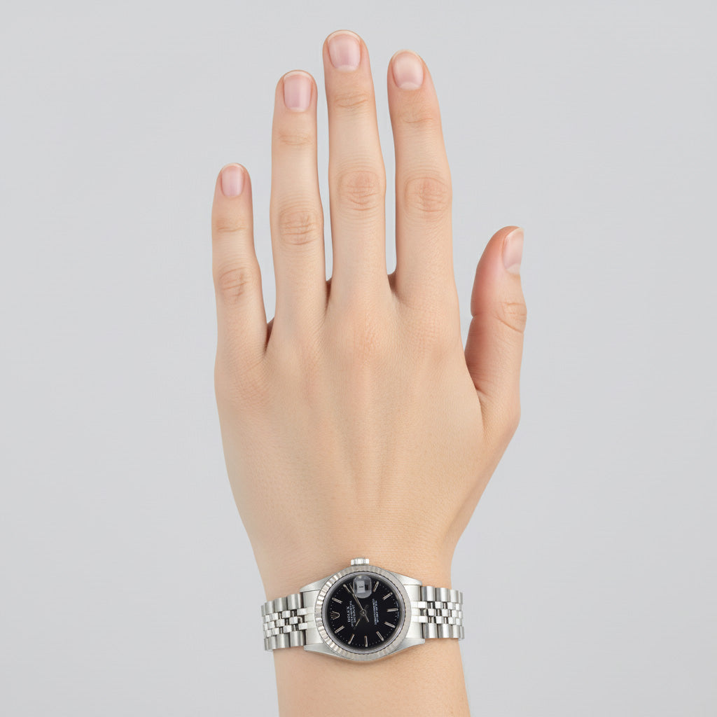 Rolex Datejust 31 mm Edelstahluhr mit schwarzem Stabzifferblatt P2