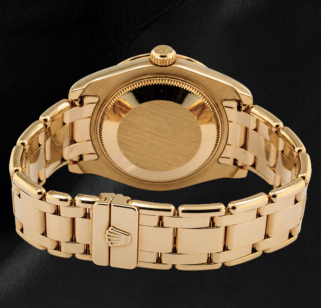 Rolex Datejust 81318 34 mm Uhr aus 18 Karat Gelbgold mit champagnerfarbenem Perlmutt-Zifferblatt und römischen Ziffern