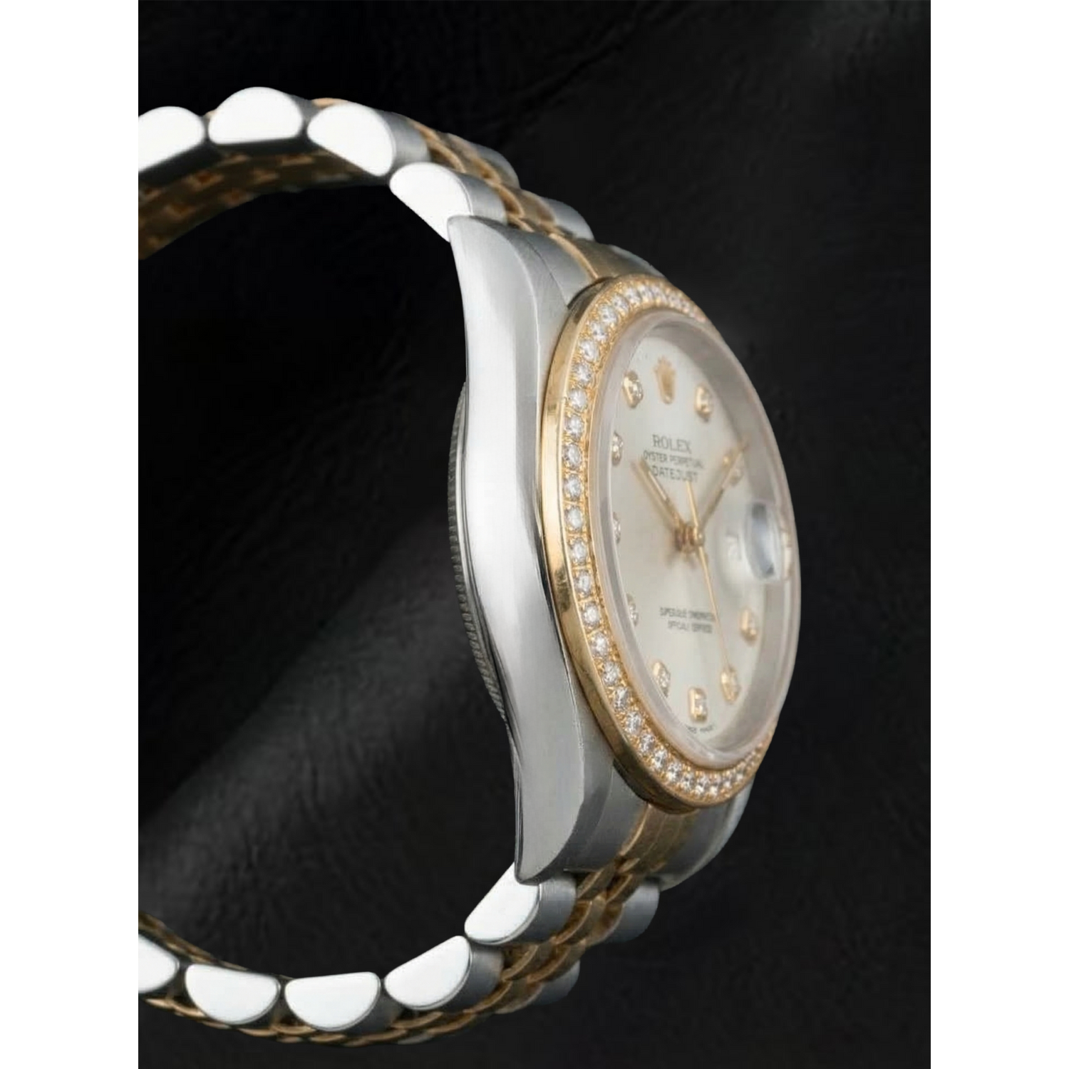 Maßgefertigter Rolex 0,20 Karat – Schrägansicht